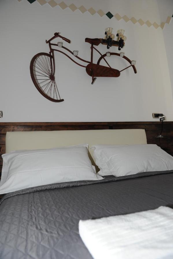Torre Balzano B&B Valenzano Exterior photo
